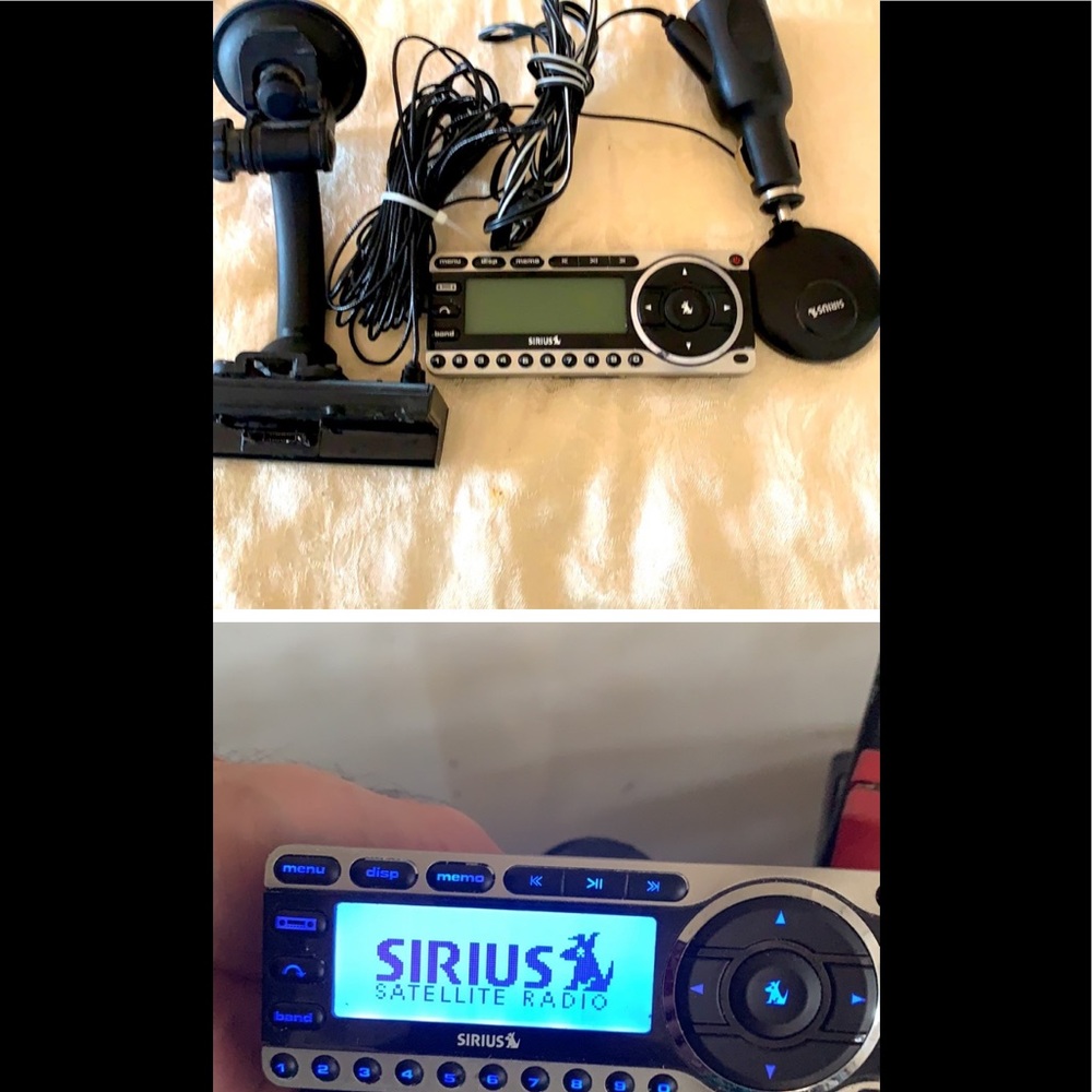 Radio w/Swivel Suction Cup /plug in charger